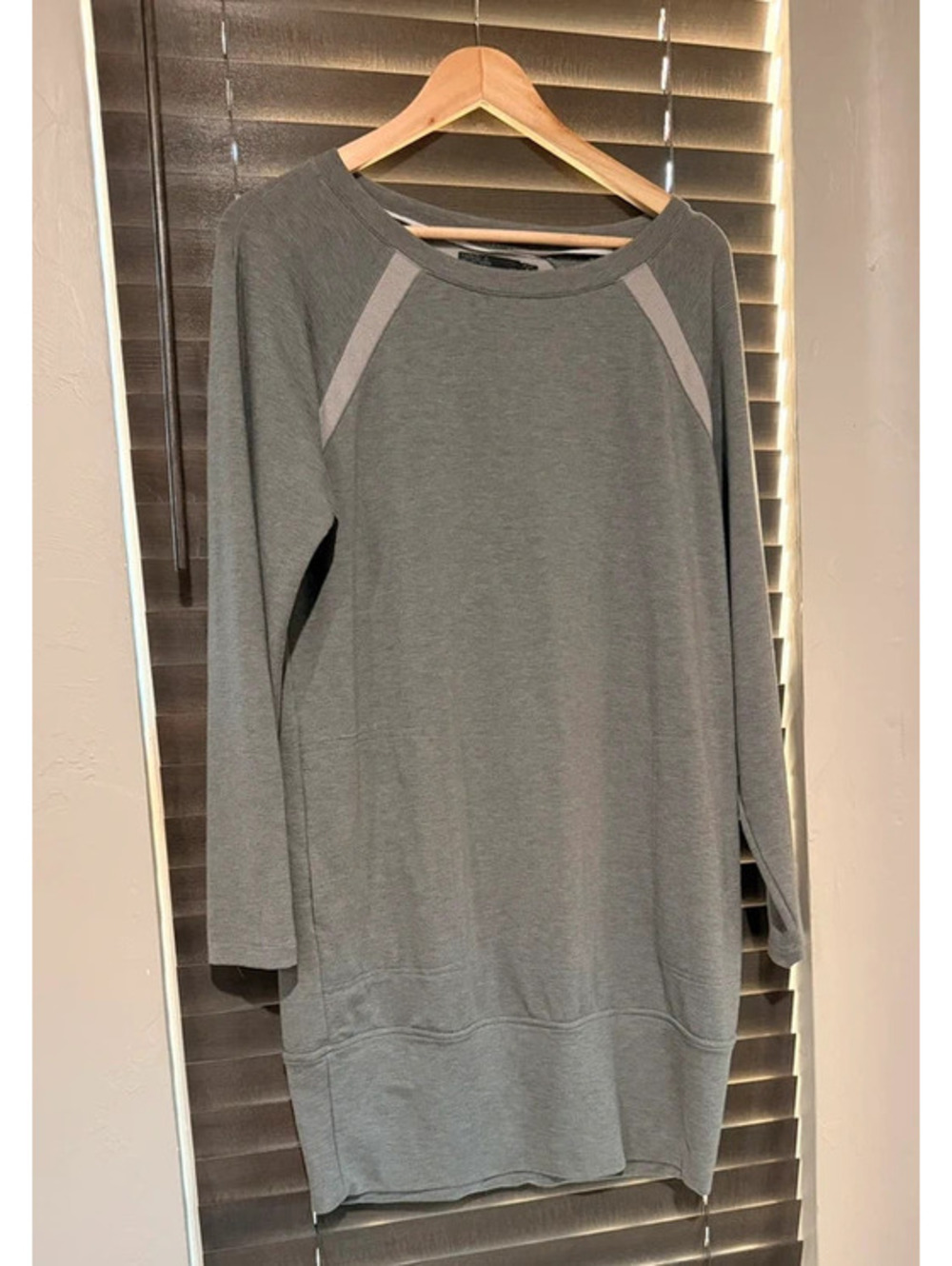 Prana Comfy Stretchy Sweatshirt Dress with Pockets!